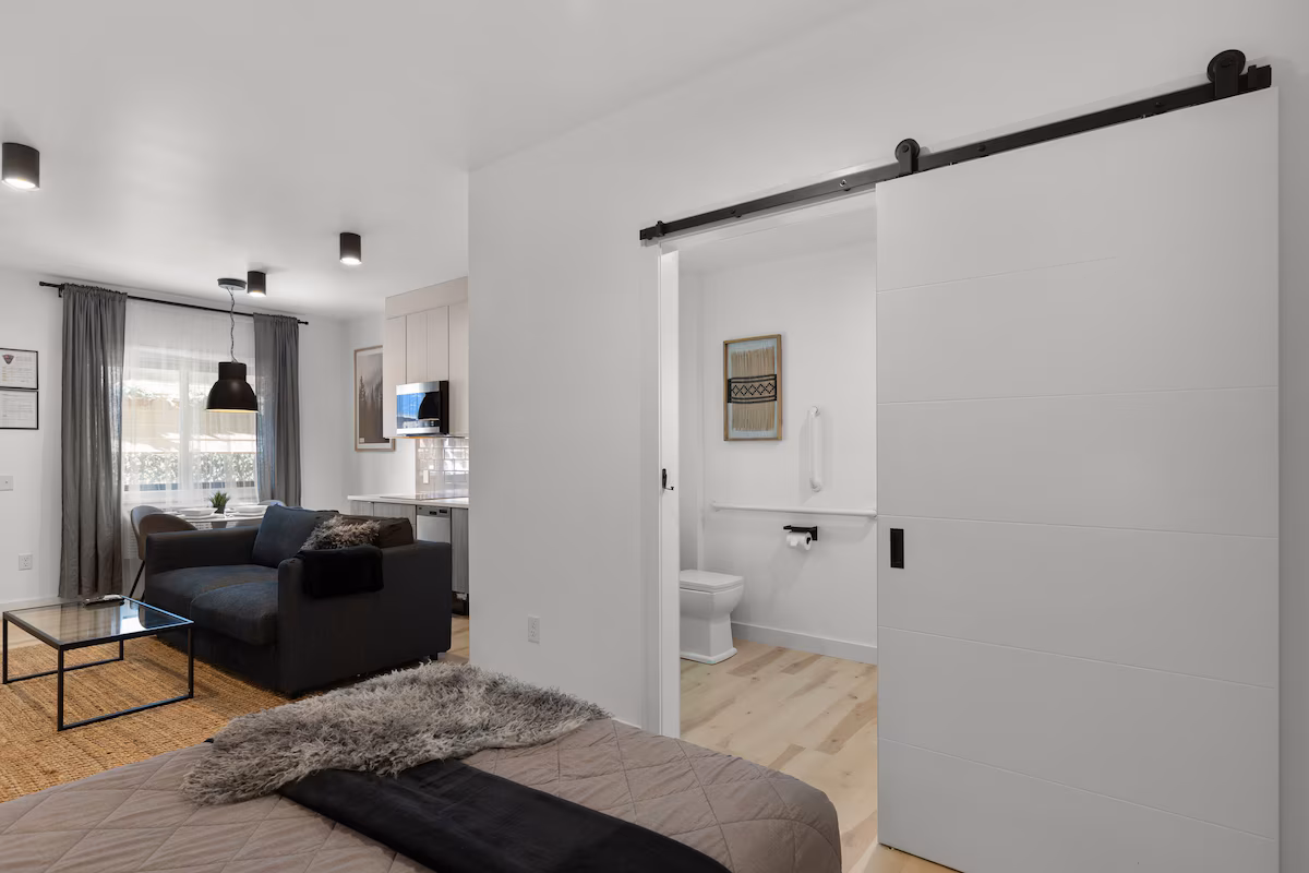 Suite with sliding barn door