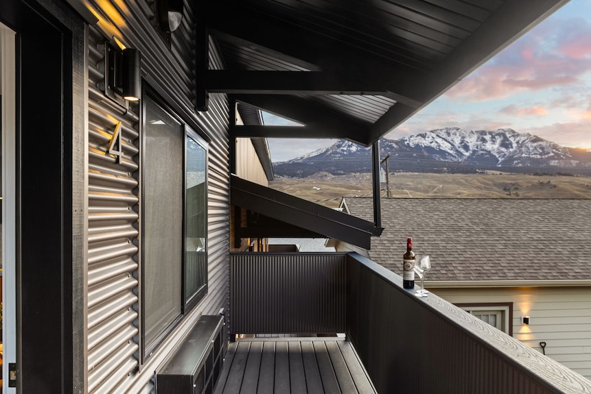 Private balcony with mountain view